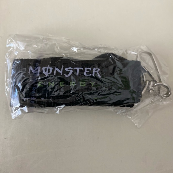 Monster Energy Drink Black Lanyard Keychain New Official Sealed Stocking Stuffer - Picture 4 of 4